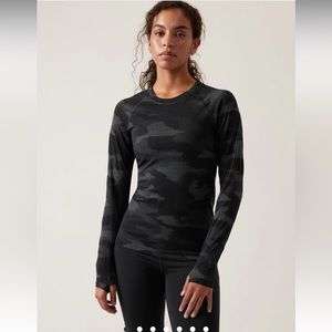 Athleta Momentum Seamless Top - Camo